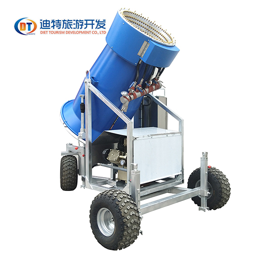 造雪機.jpg 造雪機.jpg