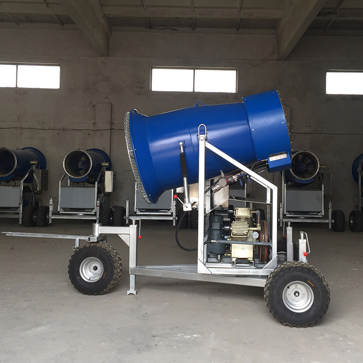 造雪機 造雪機