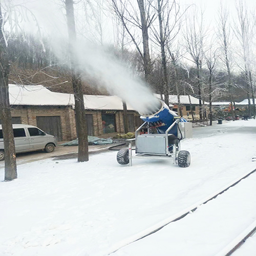 造雪機 造雪機
